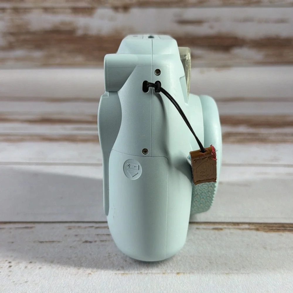 BROKEN FOR PARTS Fujifilm Instax Mini 8 Blue Instant Film Camera Untested